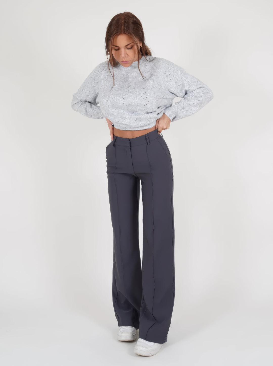 Eva relaxed wide leg trousers – image 17