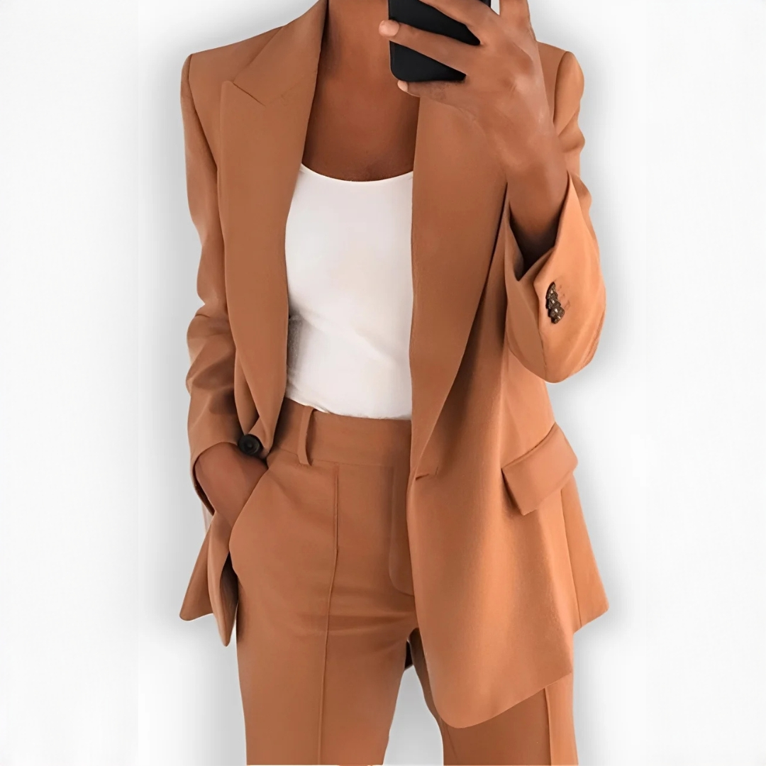Muriel blazer and trouser set in pink