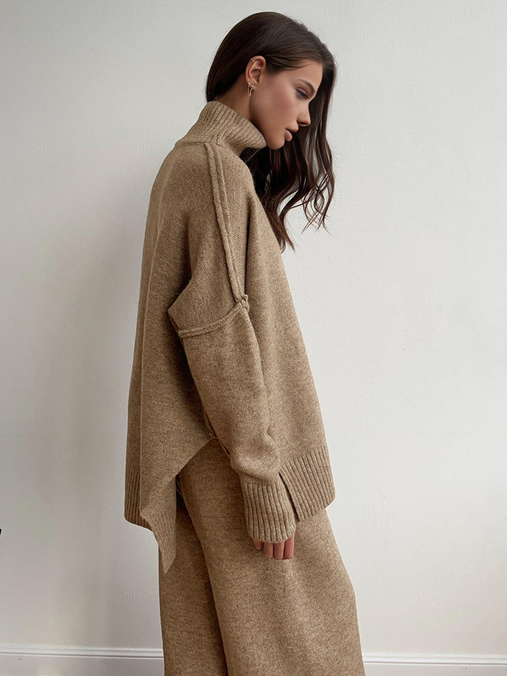 Rhona lounge set in beige