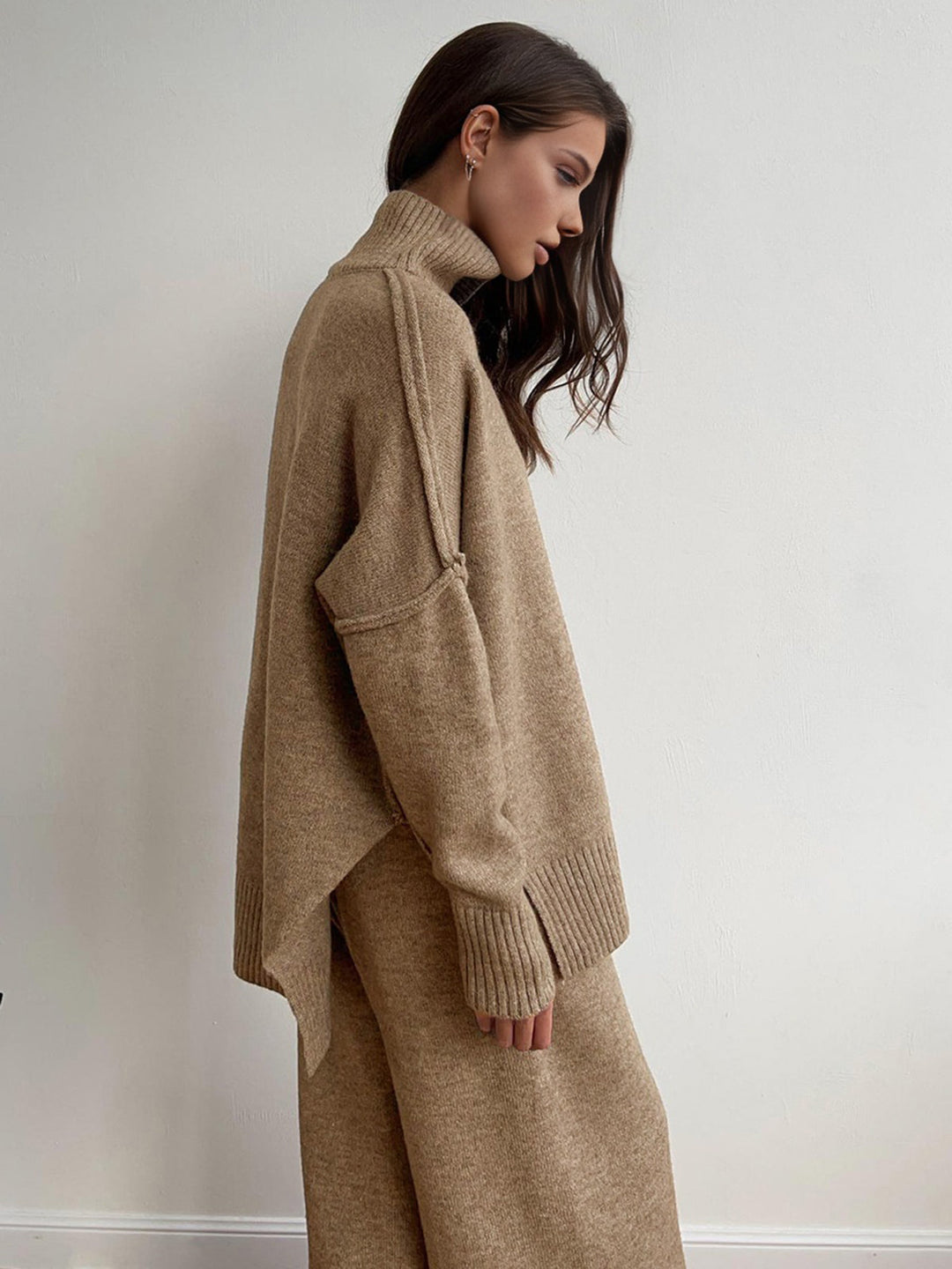 Rhona lounge set in beige