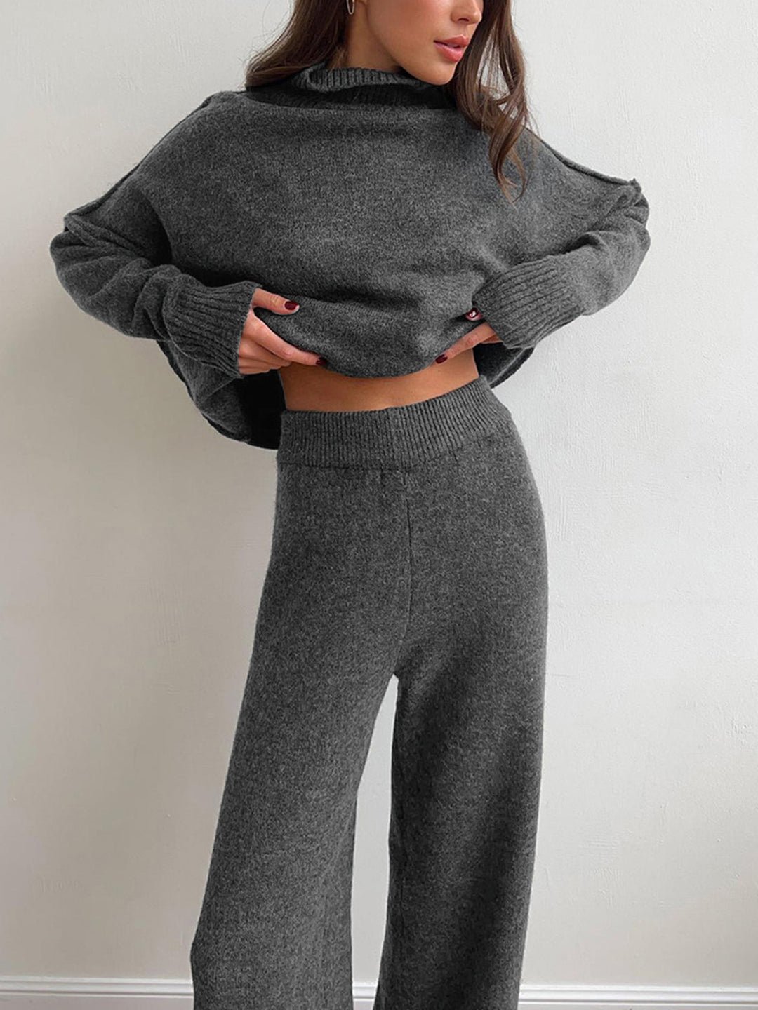 Rhona lounge set, wide leg trouser detail