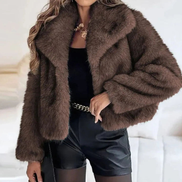 Synne cropped faux fur jacket with wide lapels – image 3