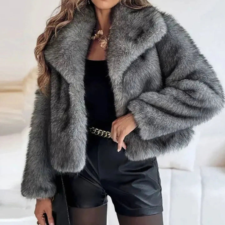 Synne cropped faux fur jacket with wide lapels – image 4