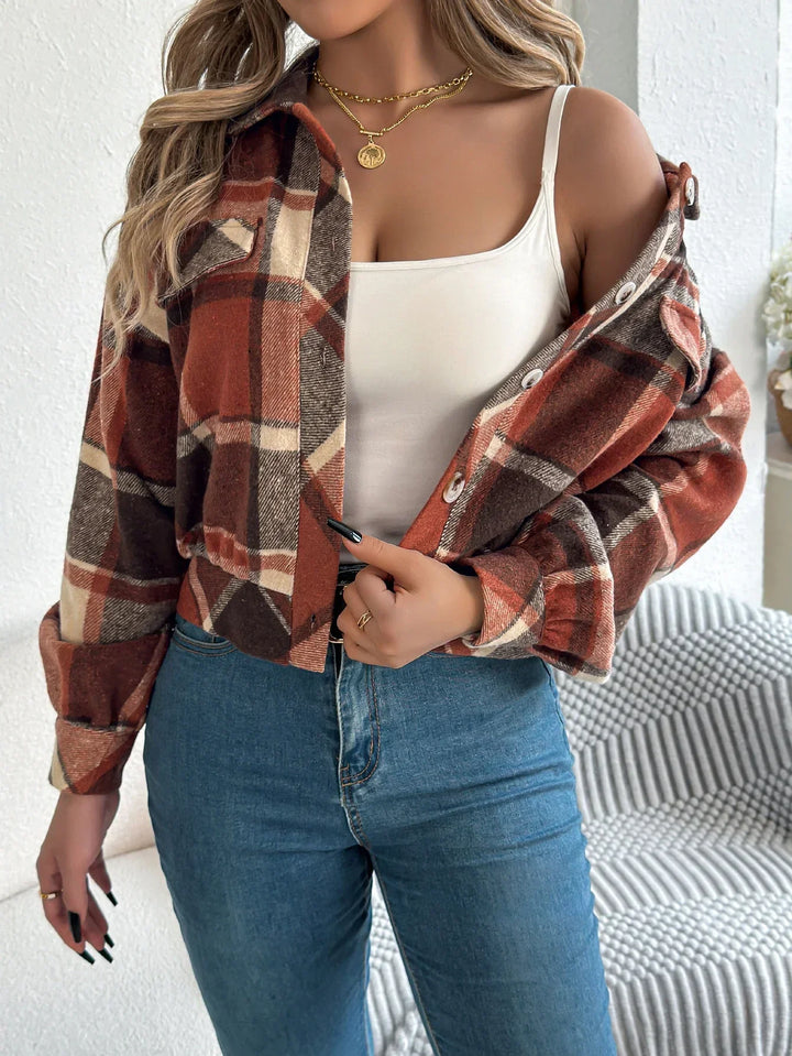 Tilda cropped plaid shacket – image 9