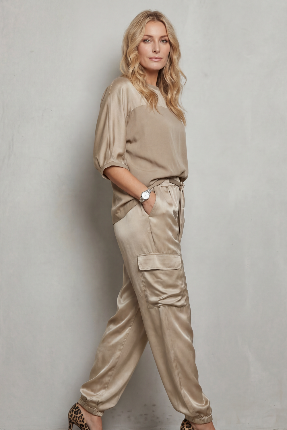 Darcy satin top and cargo trousers set – image 3