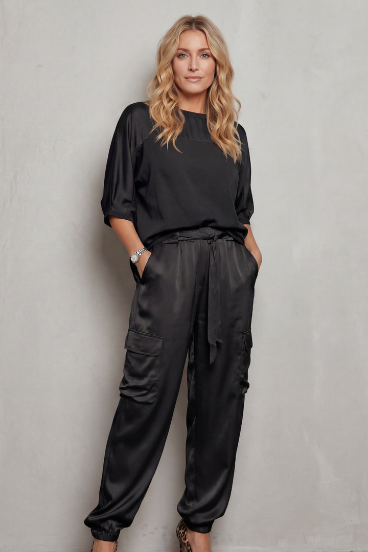 Darcy satin top and cargo trousers set – image 10