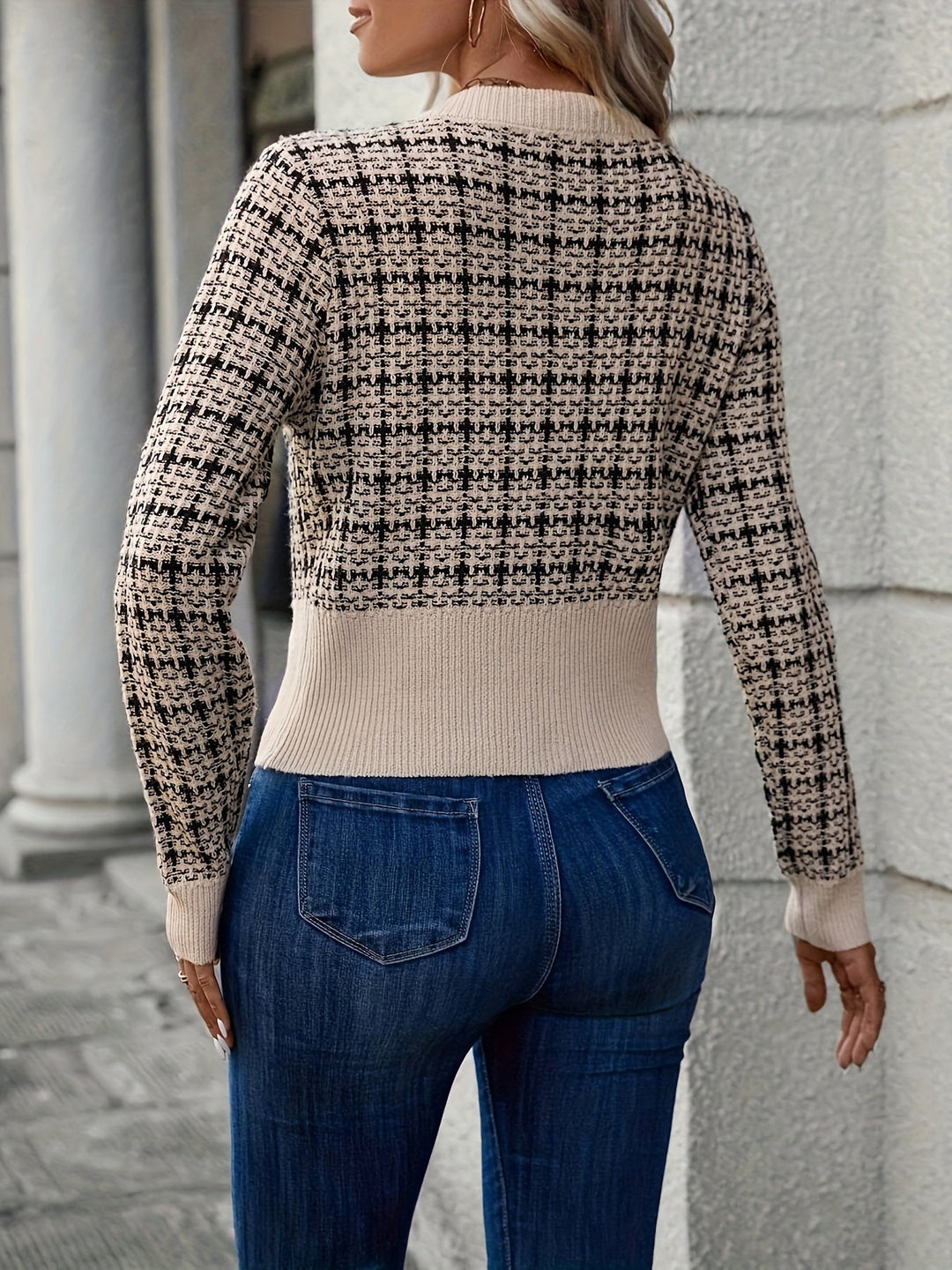 Fleur houndstooth knit cardigan with gold buttons – image 3