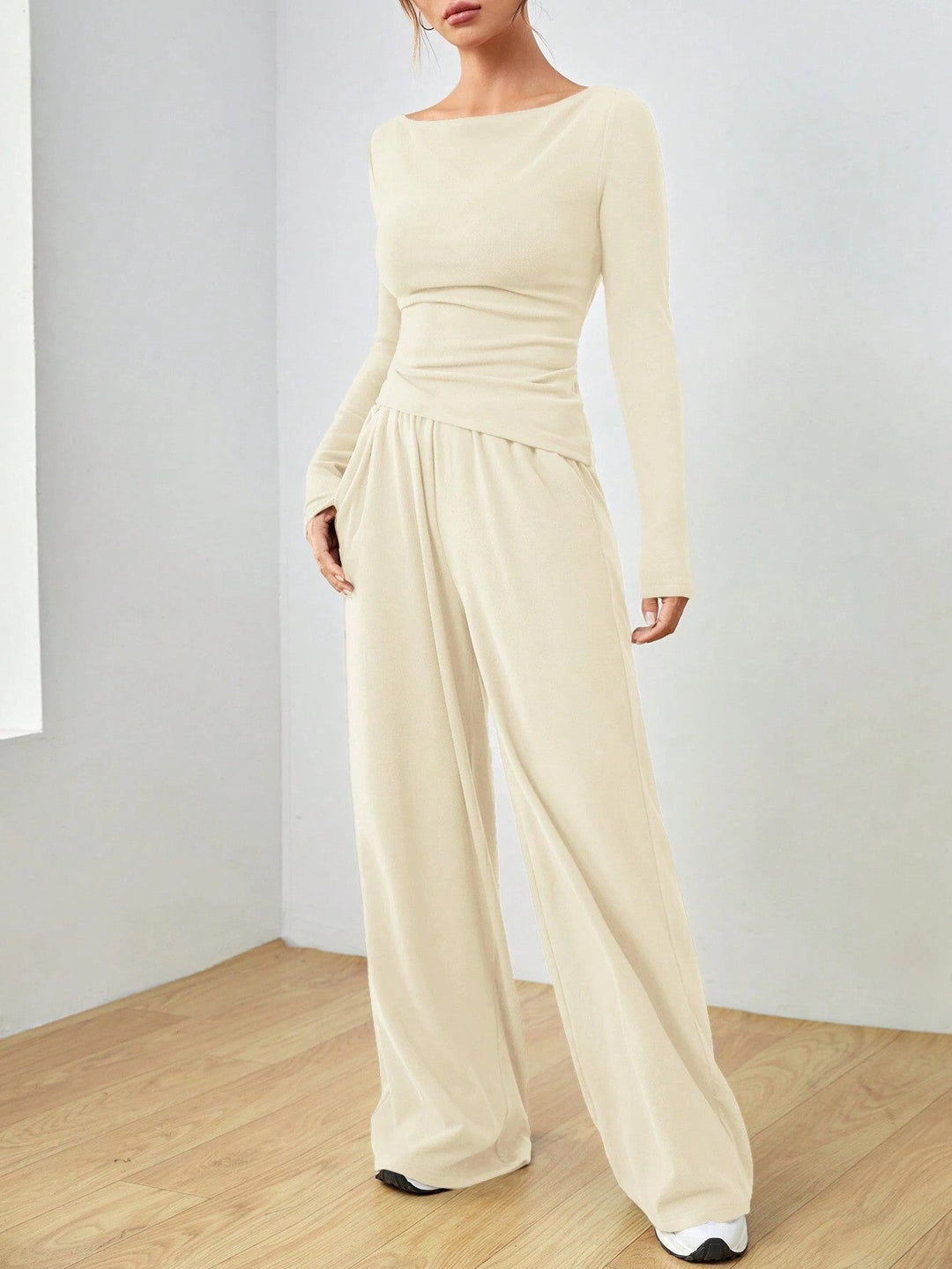 Minerva ruched top and palazzo trouser set – image 9