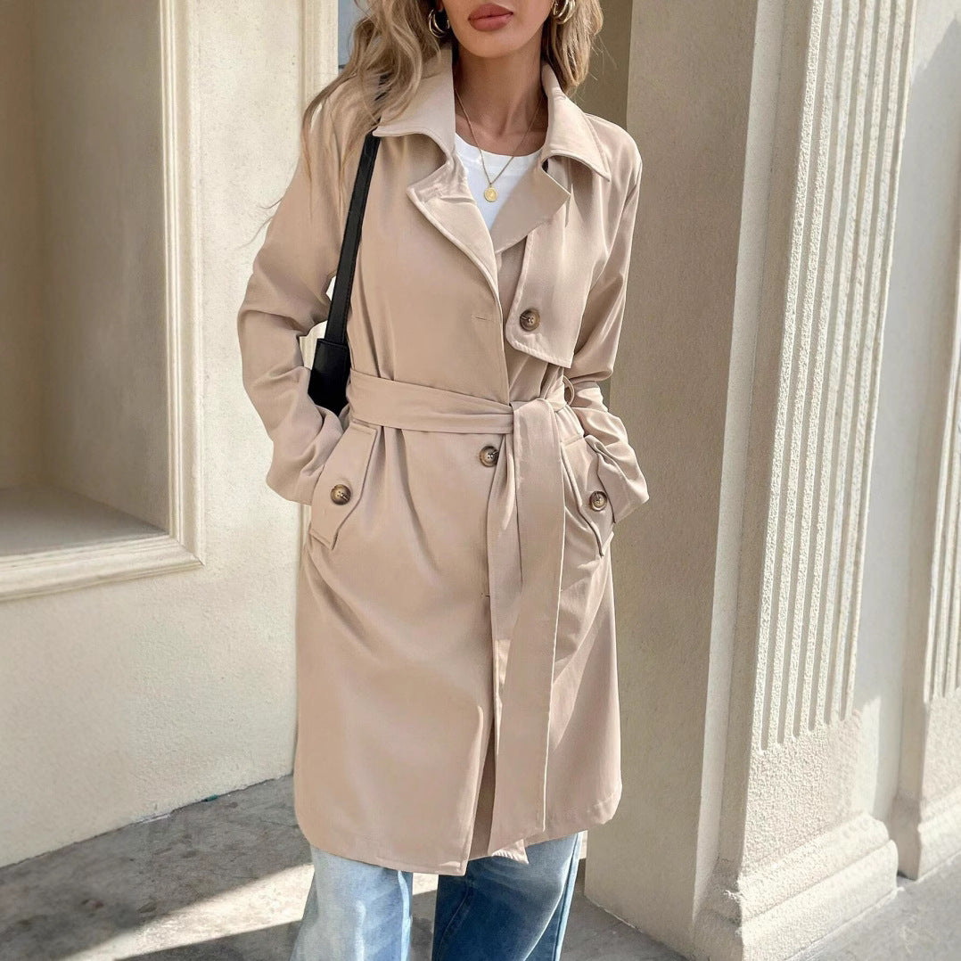 Linnea trench coat, button front detail