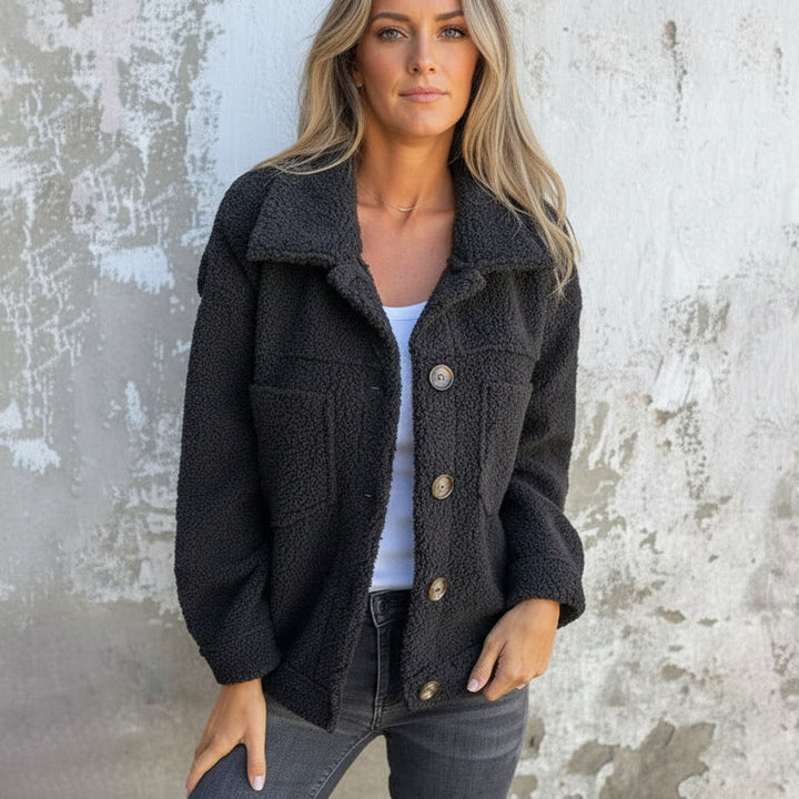 Torunn teddy fleece shacket with contrast buttons – image 3