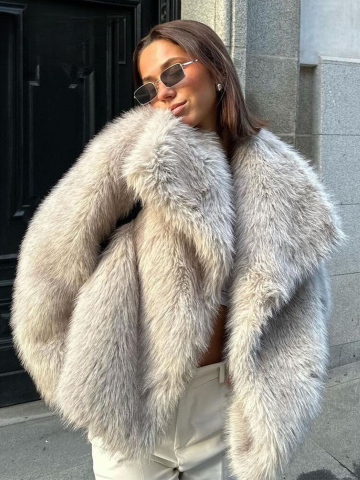 Bettina notch lapel oversized coat – image 2
