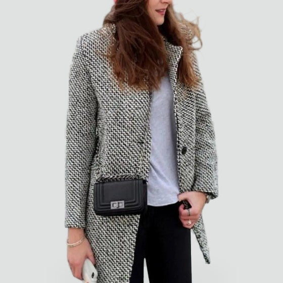 Beatrix houndstooth coat, weave detail