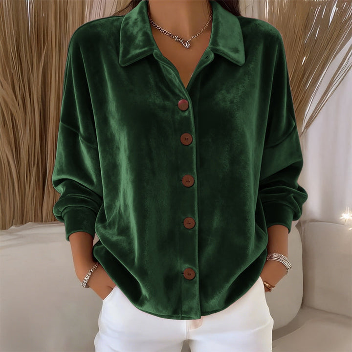 Mathilde oversized velvet shirt in green