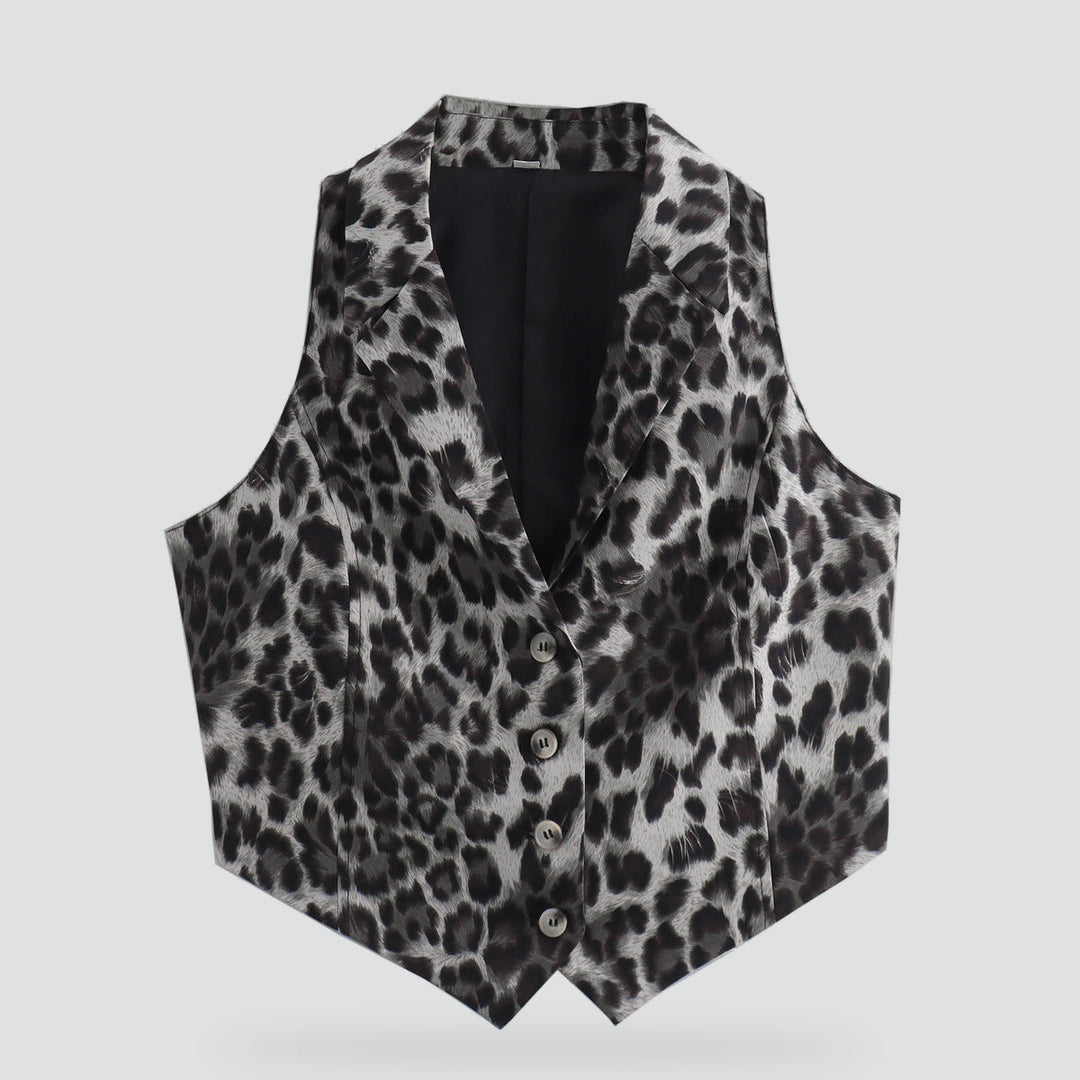 Iris black blouse, fabric detail