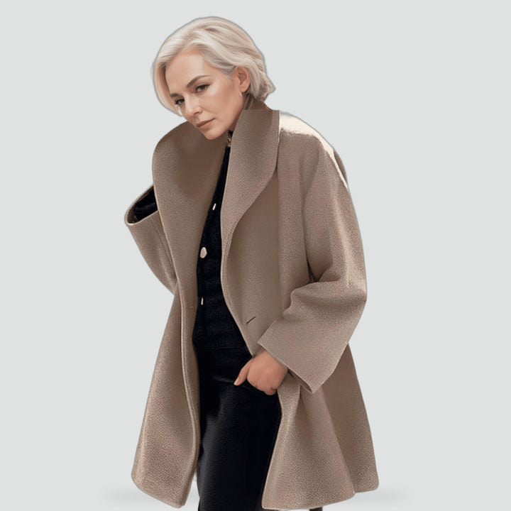 Cordelia oversized coat in black