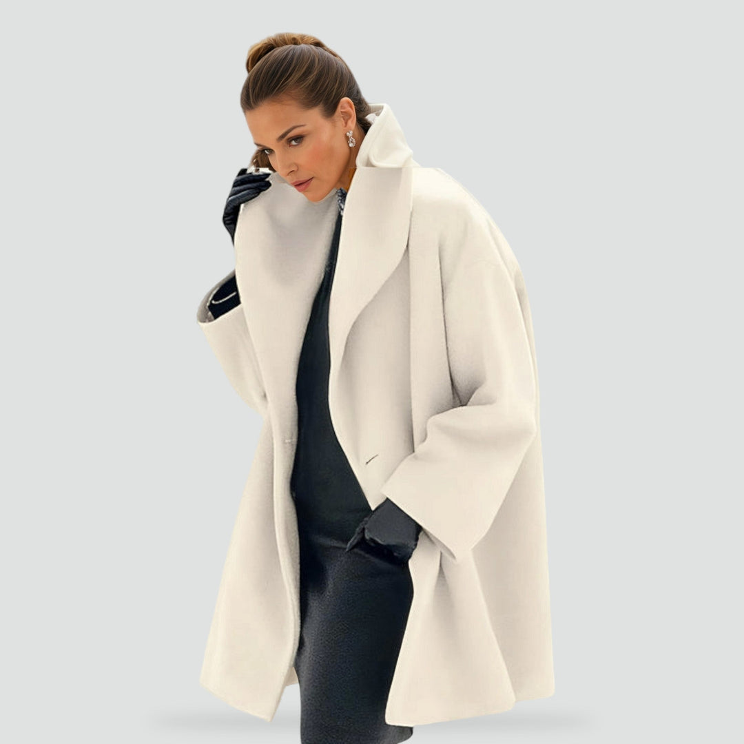 Cordelia oversized coat in white