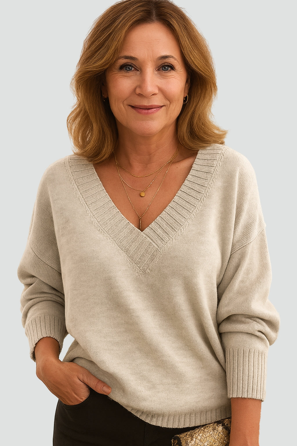 Celia cashmere blend V neck jumper, neckline detail