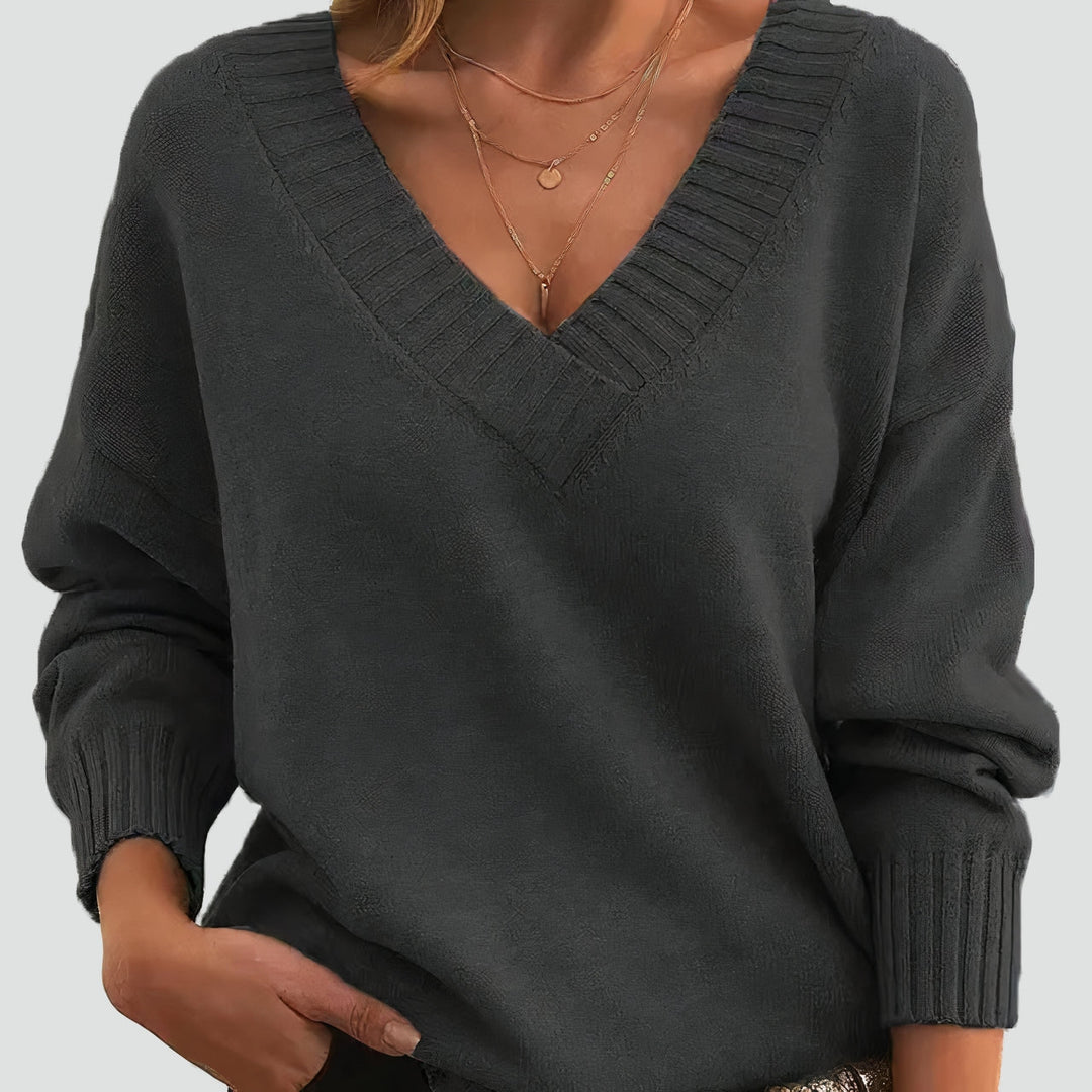 Celia cashmere blend V neck jumper in dark grey