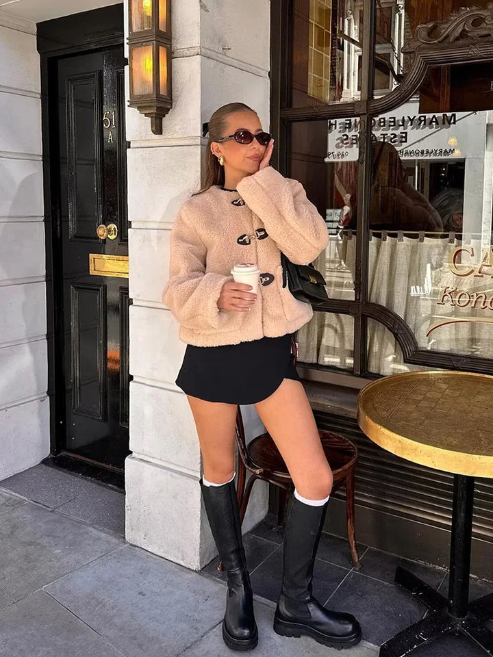 Apolline oversized everyday coat – image 4