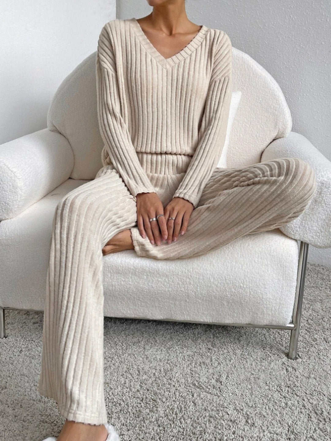 Laurine ribbed v neck two piece lounge set – image 7