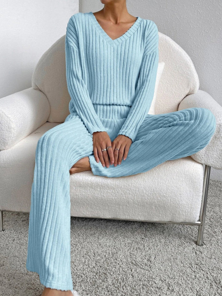 Laurine ribbed v neck two piece lounge set – image 2