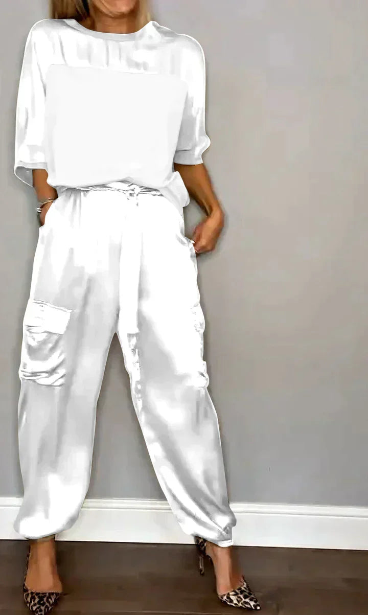 Arianwen two piece satin pyjama set – image 4
