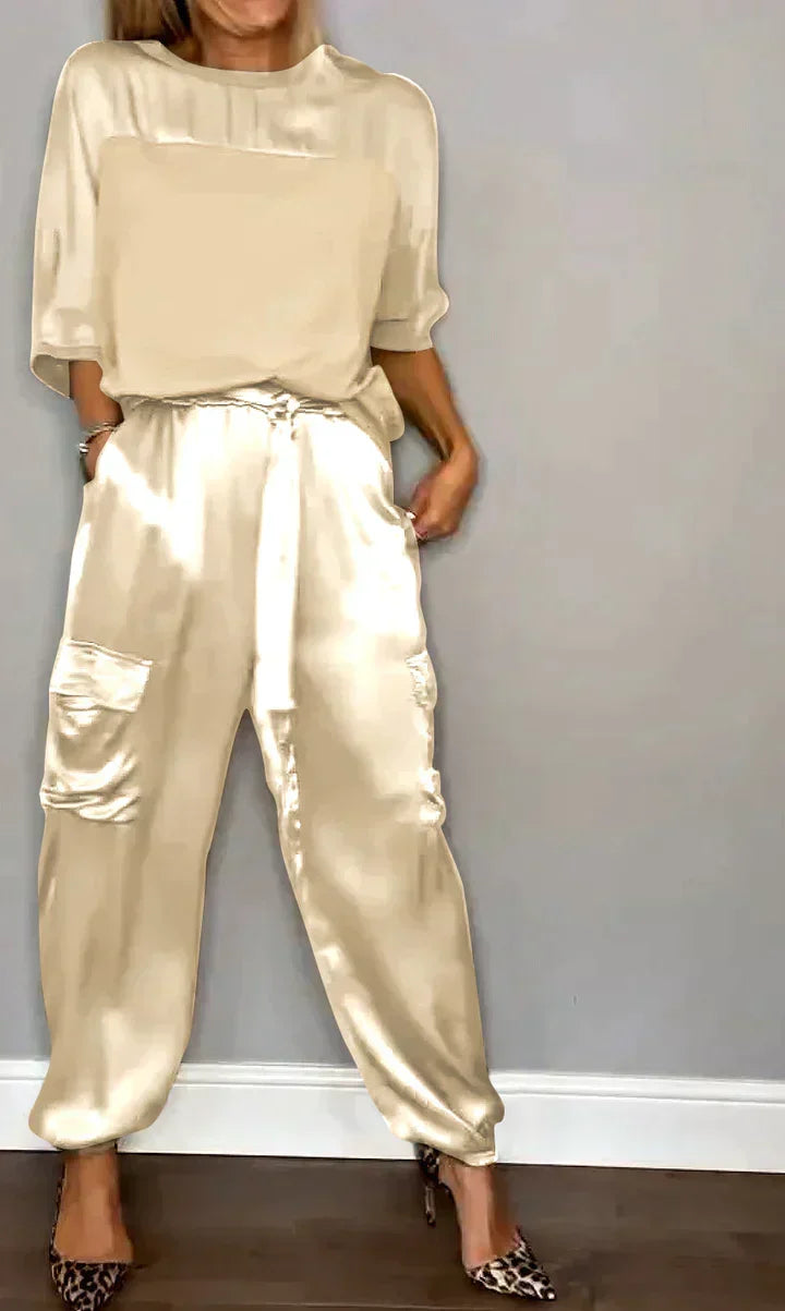 Arianwen two piece satin pyjama set – image 10