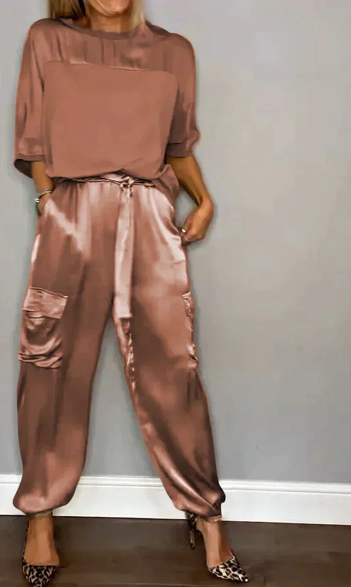 Arianwen two piece satin pyjama set – image 8