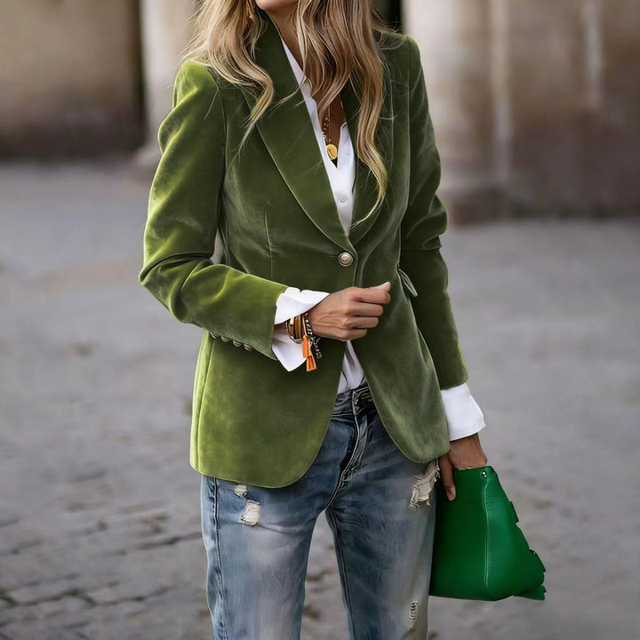 Kristina tailored velvet blazer – image 3